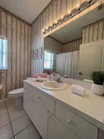 Exclusive Lely Resort House -Private Pool -Sleeps 6 - Image 3