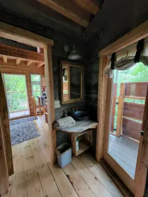 One of a kind Treehouse on the Genesee River - Image 5
