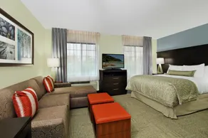 Relaxing Retreat Near DC! FREE Breakfast + On-Site Business Center - Image 3