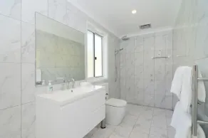 Privacy space  comfort.\nVisit Bundanon Stay at Heron's Rest @ Tapitallee Lodges - Image 3