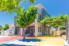 Unique Sea View - Sunset with Full Privacy!Bedrooms with en-suite bathrooms-GYM - Image 4