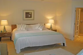 Sapphire Beach 213 3 Bedroom Apts - Image 4