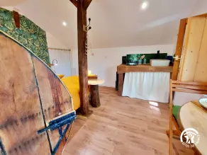 Secluded Cabin for 2 in Nature with Shared Kitchen & Games, Near Mayenne - Image 3