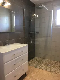 Il luogo ideale per rilassarsi, bellissima villa con tutti i comfort - Image 3