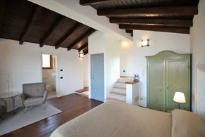 MAISON LA VALLETTA VILLA MED POOL BERGAMO - Image 5