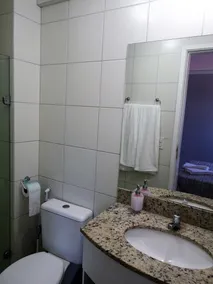 Large apartment with 2 bedrooms and 2 bathrooms. Very well equipped - Image 3