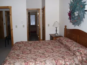 Maison de ville ski in / out, 8 forfaits de ski inc. chaque jour!!  4 BR sur Raccoon Run !! - Image 2