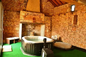 CHARMING GITE 4 **** mit SPA, Klimaanlage, Bettwäsche, Fahrräder, auszustatten. Baby - Image 2