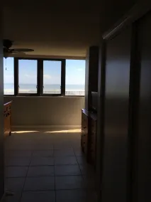 Geräumige Oceanfront 1. Etage 2 BR / 2 BA Condo - Image 3