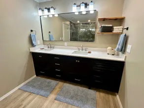 Rent entire family friendly country home with a handcrafted live edge furniture - Image 4