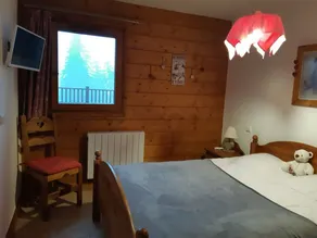 Appartement 3 pièces avec piscine et parking, jusqu'à 6 personnes - Image 3