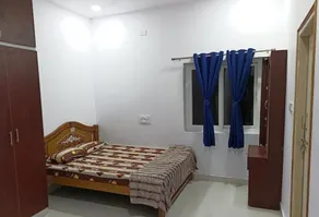 F1 bedroom hill view unit with covered parking - Image 4
