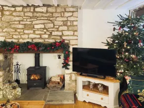 3 bedroom accommodation in Uley, near Dursley - Image 2