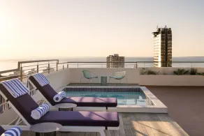 Home Suite Hotels Sea Point - Image 5