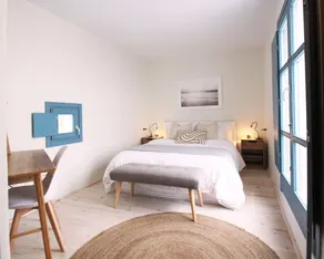 Fully equipped island villa in Triantaros Tinos , Cyclades - Image 4