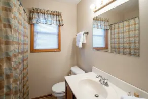 Goshorn Lake Resort Cottage #21 - Image 4