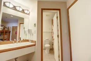 Agréable appartement en copropriété avec barbecue et jacuzzi | Près des pistes de ski - Image 4