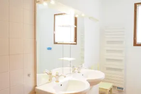Holiday Home near Mont Ventoux Ski Resort - Image 3