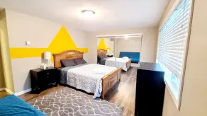 2 Levels 2 Bedrooms with Office Spaces - Image 3
