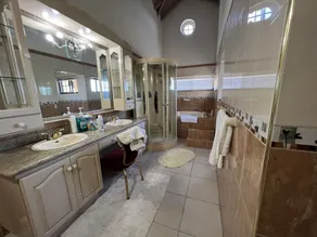 The Stanley House - Image 2