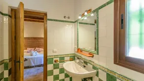 El Nogal: casa rural con piscina y pista de padel - Image 4
