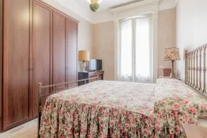 Historic home in the Palazzo degli Ambasciatori Coppedè district - Image 2