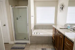 Sleeps 16 • Family Retreat Near BYU and UVU• Spacious 6BR Home,perfect for group - Image 3