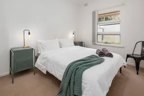 Stay Here On Pier 2 Bdrm Sleeps 4 Beach Wifi - Image 3