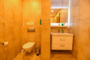 Beautifully-located Large 2 bed, sea view garden apartment with shared lge pools - Image 3