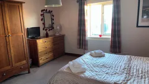 Ivy Cottage,  is a stunning Barn Conversion, Situated On A Working Family Farm - Image 4