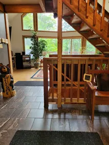 HOT TUB-Natural paradise, timber frame, sauna, close to Casino and ski hill. - Image 3