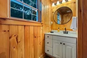 Enchanted Cabin at LedgeRock Springs - Image 4