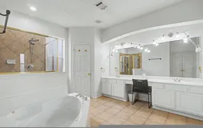 The Castle LuX Family Retreat Pool Home Theatre - Image 3