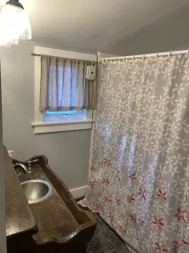 Great value! Great location! Located walking distance to downtown Hill City! - Image 4