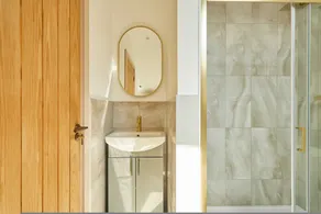 Bluebell Cottage - Host & Stay - Image 5