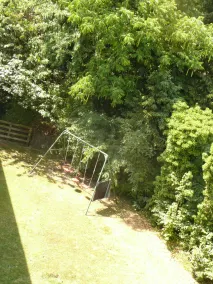 Free to the sun and large roof terrace - Image 3