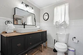 Shell We Dance? Charming Bungalow with Fabulous Location and Private Pool! - Image 5