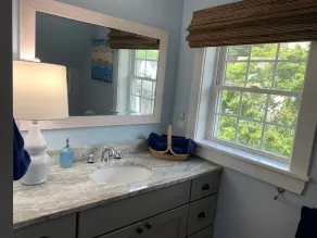 Beautiful Antique Waterfront Property On Round Pond Harbor - Sleeps 7 - Image 4