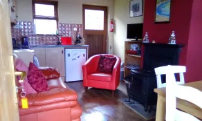 The Stables one bedroom chalet just a short walk to Fanore Beach with great view - Image 5