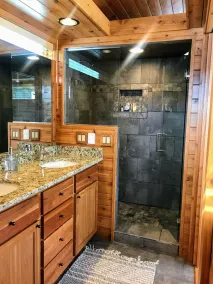 Tiny House on the River - Image 3