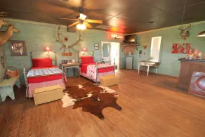 Beer Joint at the Brown Ranch - Image 4