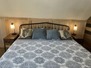 Unique Experience and Stay on a Working Alpaca Ranch. - Image 4