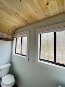 Lake Wallenpaupack Family Chalet with Lake Views - Image 5