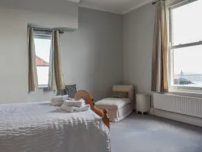 4 bedroom accommodation in Hartlepool - Image 5