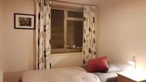 Endroit bien situé et accueillant à Farnham - Image 4