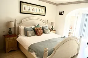 #34 Forest Hills. A Stunning 4 Bedroom Villa with Fabulous Views - Image 3