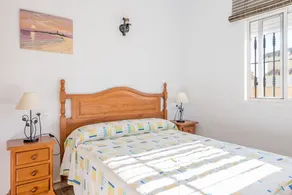 Air-Conditioned Apartment Close to the Beach with Pool, Terrace, Garden & Wi-Fi - Image 5