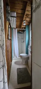 Charming vintage cottage with a 50s vibe just steps away from Cedar Lake! - Image 3