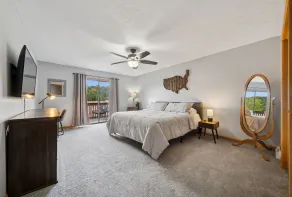 3 Bedroom Townhome next to Cheat Lake / Sunset Beach Marina! - Image 5