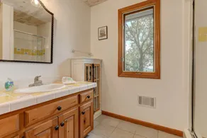 Faulken Haus - Jaw-Dropping Vistas, Fireside Sips, Spa Baths & Community Golf, Pools, Trails & More - Image 4